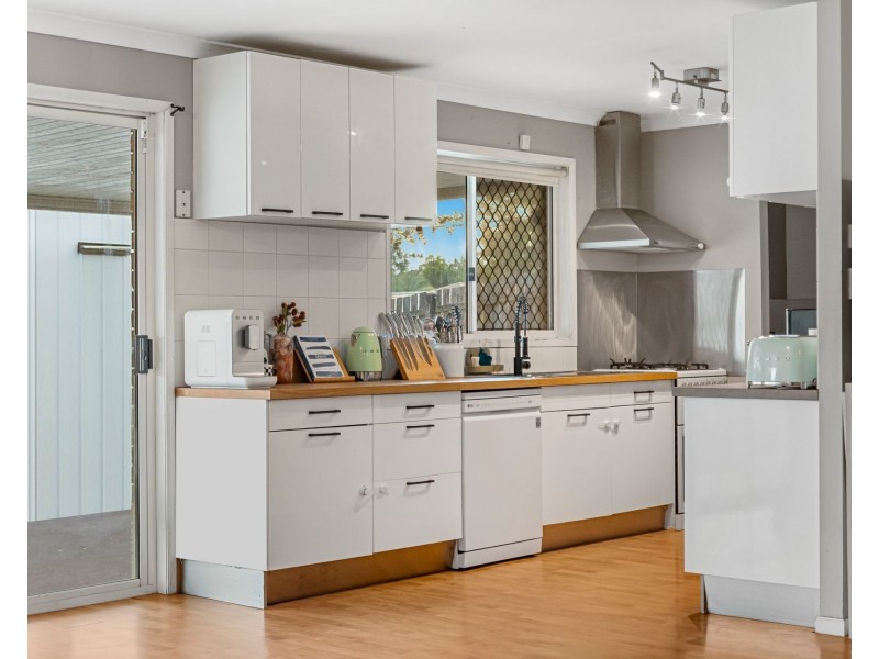 8 Lutton Court, Boronia Heights QLD 4124
