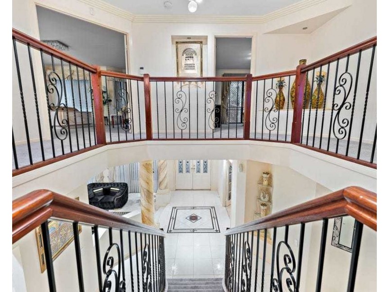 5 The Crescent, Underwood QLD 4119