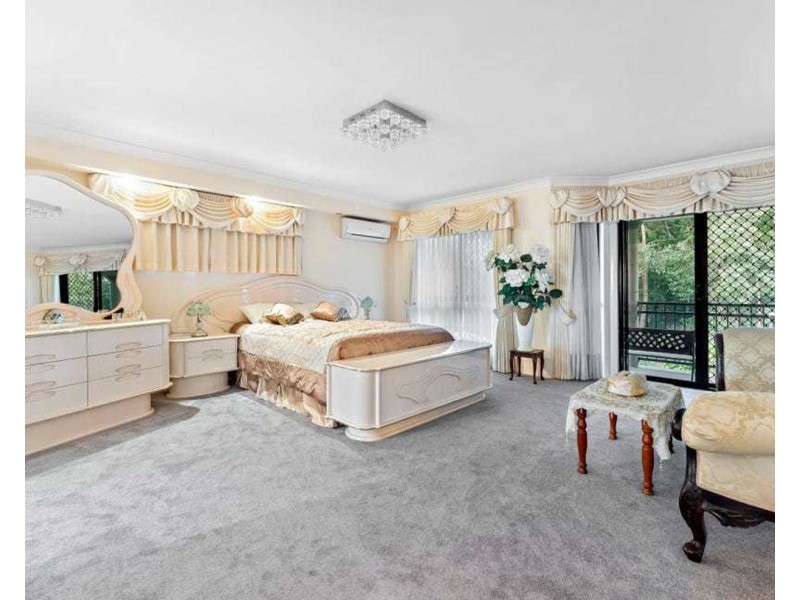 5 The Crescent, Underwood QLD 4119