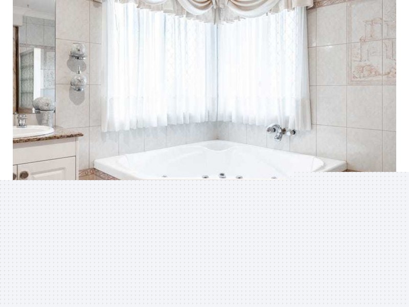 5 The Crescent, Underwood QLD 4119