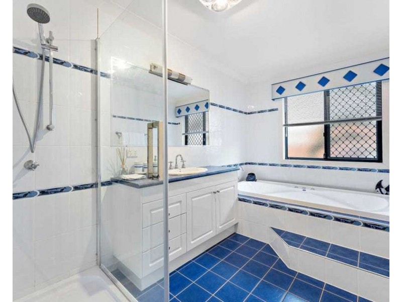 5 The Crescent, Underwood QLD 4119