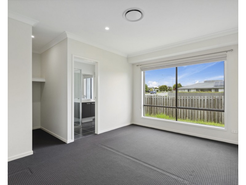58 Killara Boulevard, Logan Reserve QLD 4133