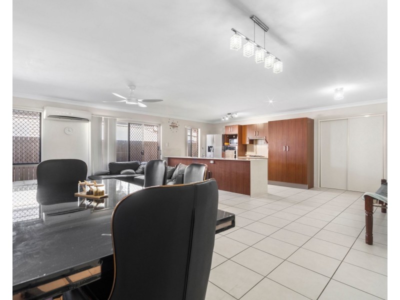 16 Shale Avenue, Logan Reserve QLD 4133