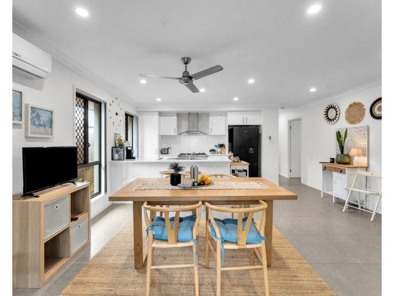 33 Neumann Drive, Yarrabilba QLD 4207