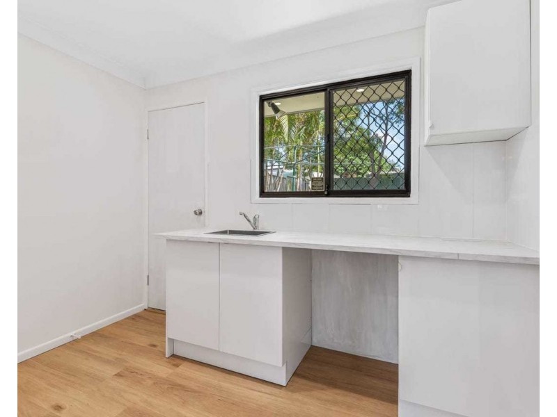 17 Augusta Street, Crestmead QLD 4132