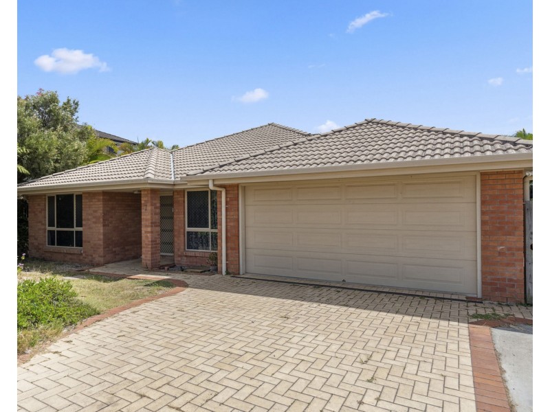 7 Taylor Place, Mackenzie QLD 4156
