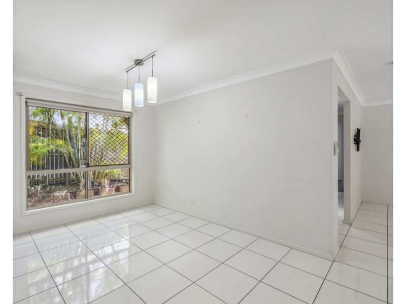 7 Taylor Place, Mackenzie QLD 4156