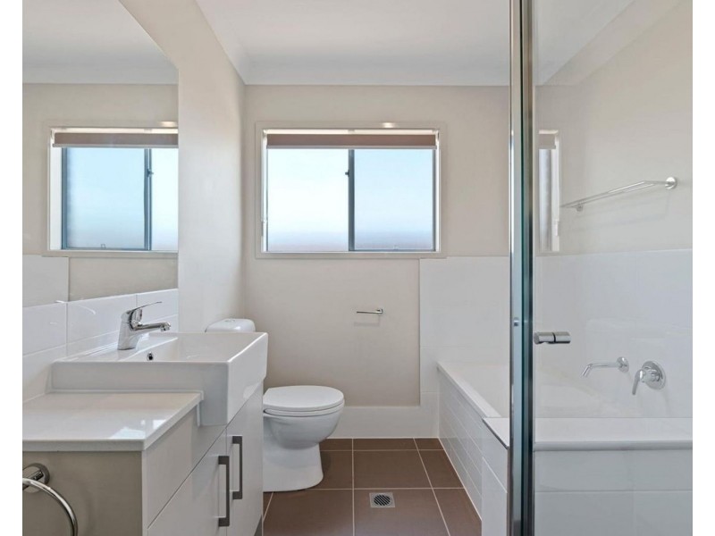 1/37 Bishampton Circuit, Logan Reserve QLD 4133