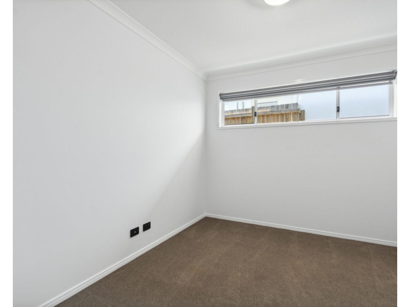 9 York Road, Greenbank QLD 4124