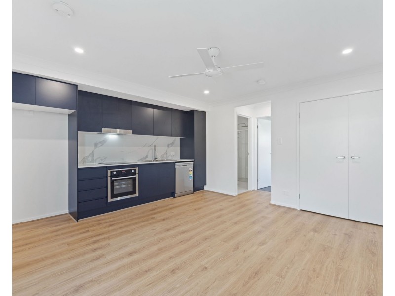 5B Sunline Court, Logan Reserve QLD 4133