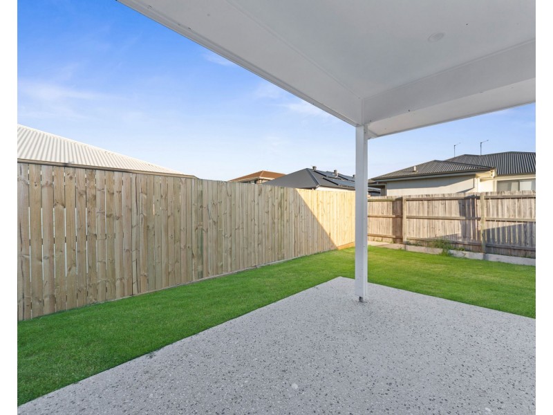 5B Sunline Court, Logan Reserve QLD 4133