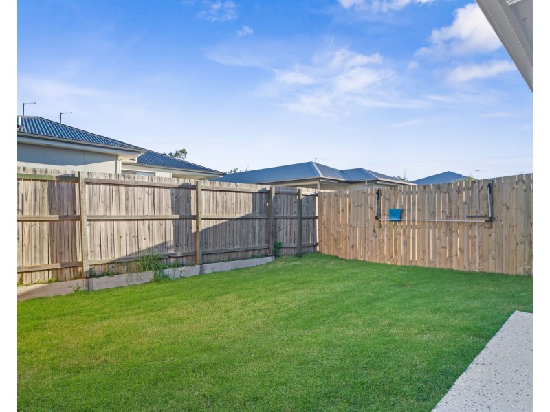 5B Sunline Court, Logan Reserve QLD 4133