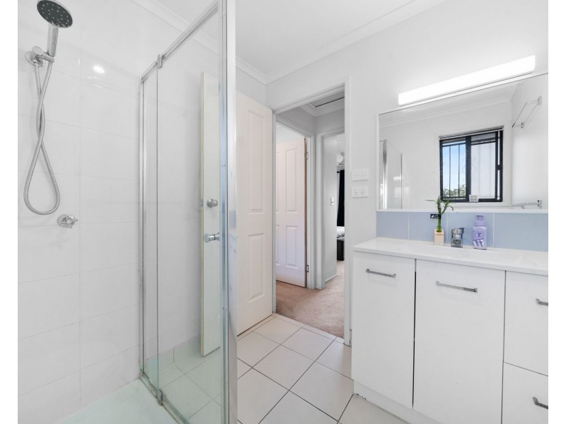 2/8 Cognac Court, Kingston QLD 4114