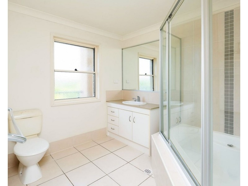 1/2 Hudson Court, Coomera QLD 4209