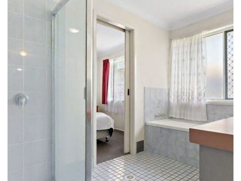 1 Serissa Court, Crestmead QLD 4132