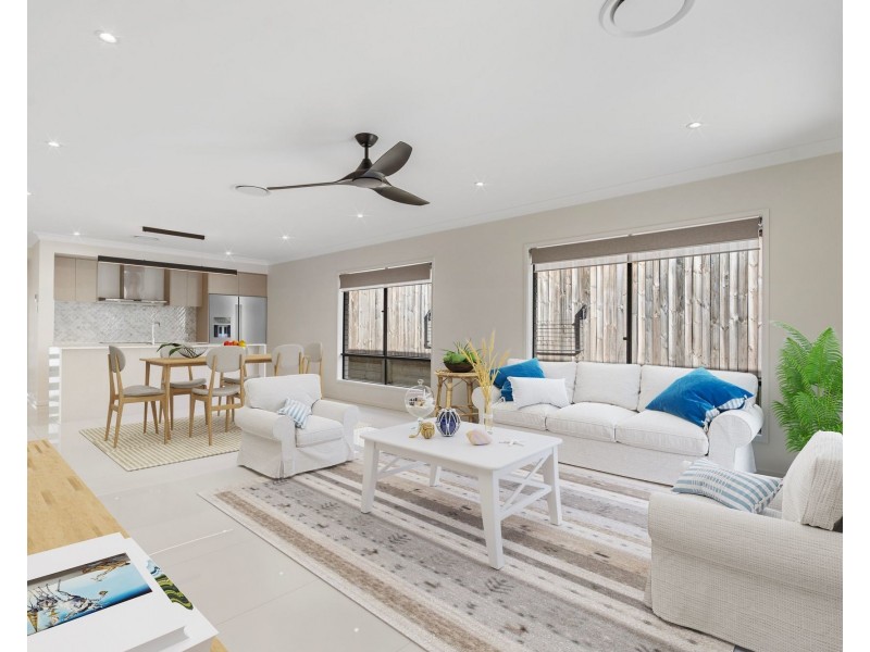 15 Peterson Way, White Rock QLD 4306