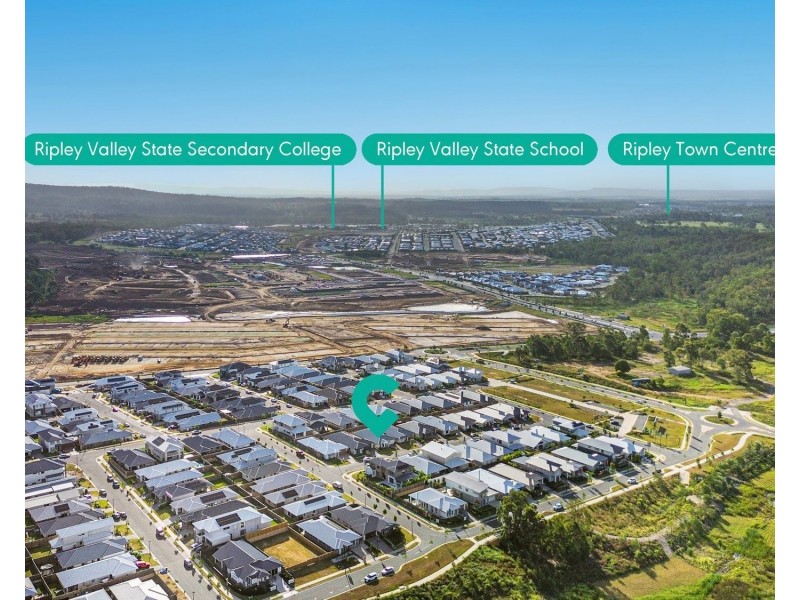 15 Peterson Way, White Rock QLD 4306