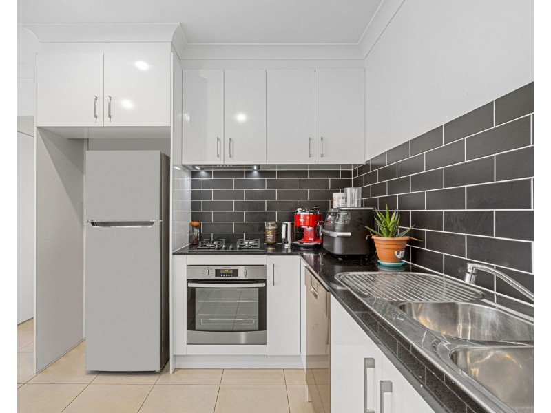 24/9 Cromwell Court, Doolandella QLD 4077