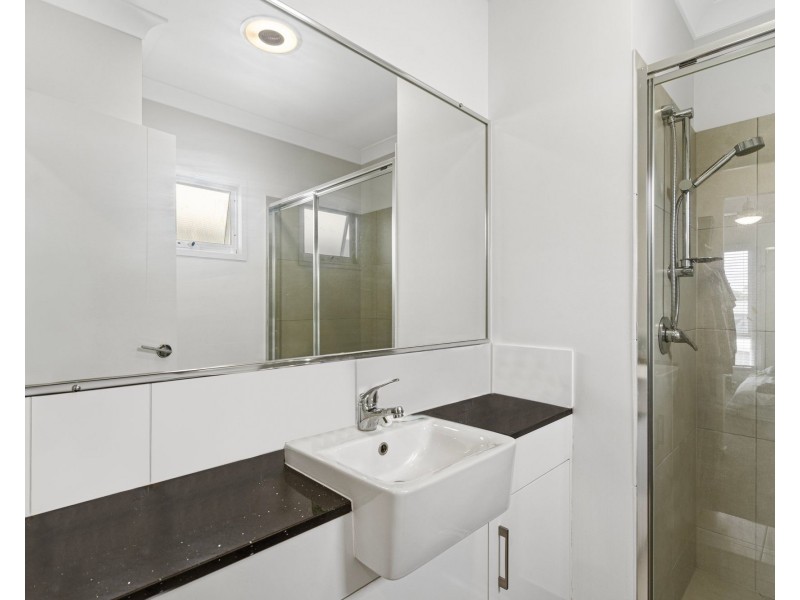 24/9 Cromwell Court, Doolandella QLD 4077