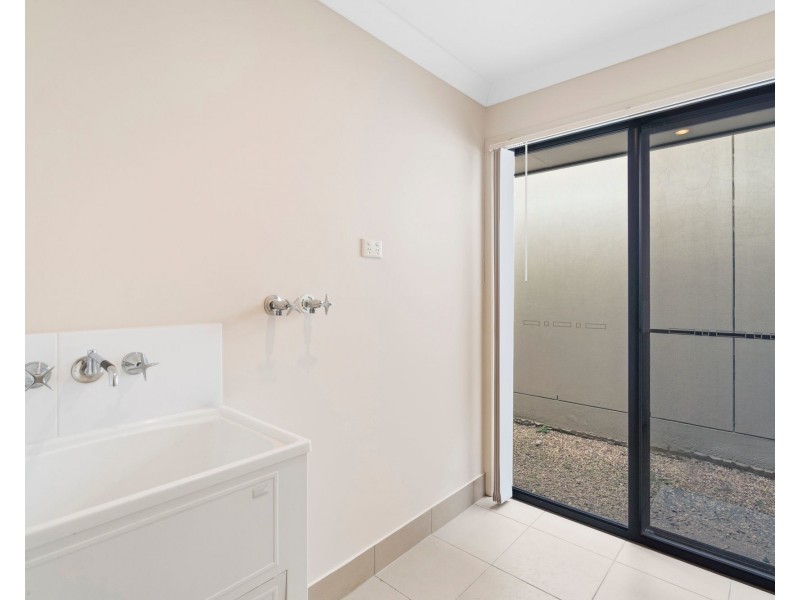 15 Kilkivan Parade, Waterford QLD 4133