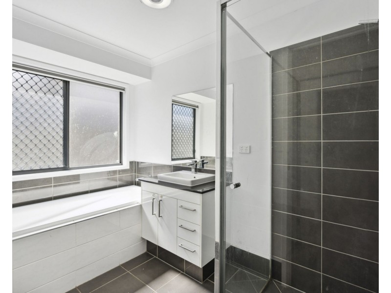 29 Latham Street, Yarrabilba QLD 4207