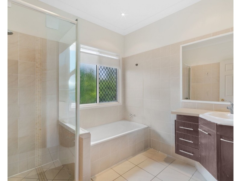 145 Anne Collins Crescent, Mundoolun QLD 4285