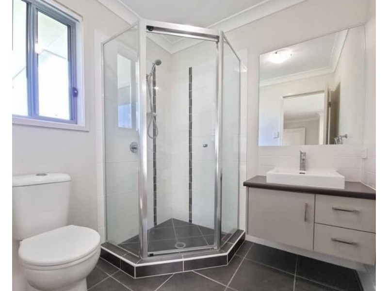6 Mercer Street, Pimpama QLD 4209