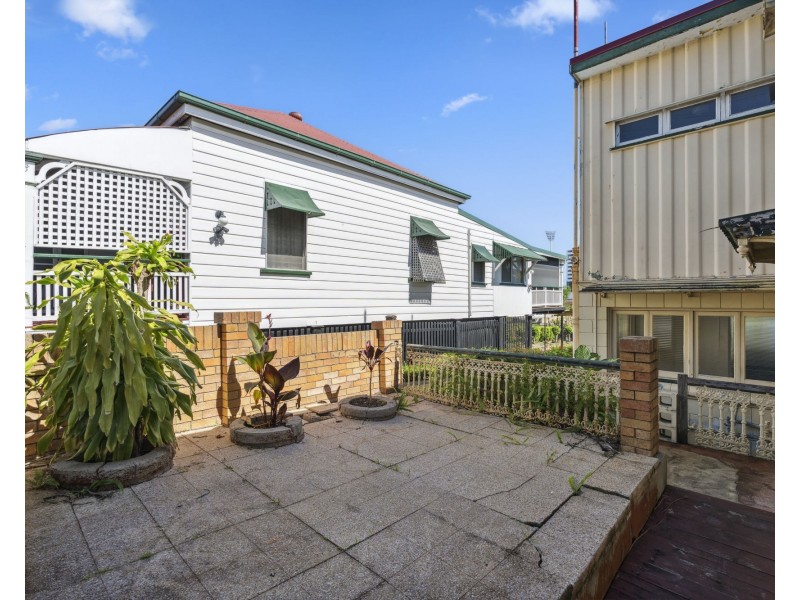 4/16 Elfin Street, East Brisbane QLD 4169