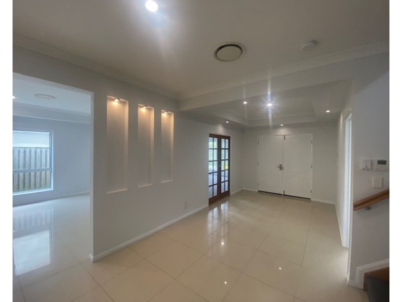 90 John Markwell Parade, Daisy Hill QLD 4127