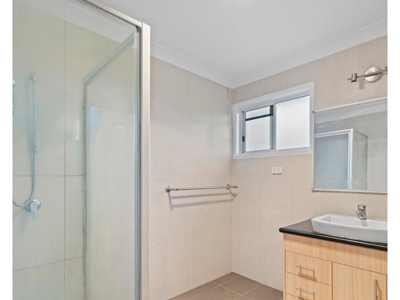 90 John Markwell Parade, Daisy Hill QLD 4127