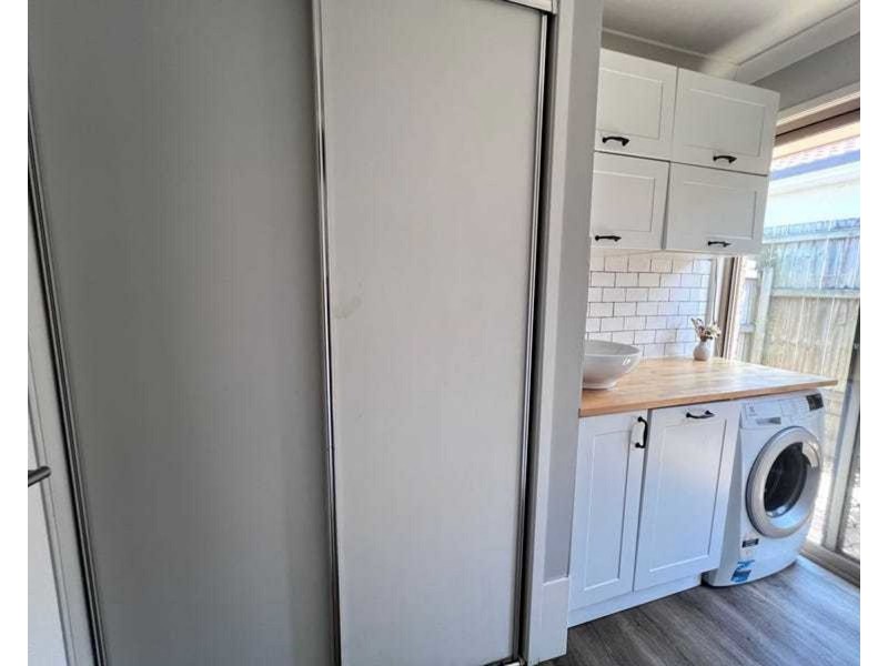 40 Sunrise Crescent, Regents Park QLD 4118