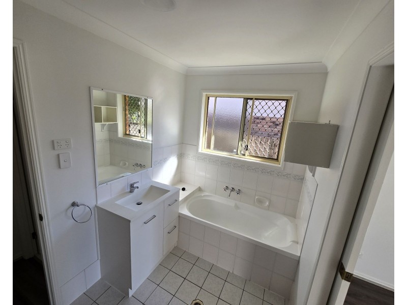 22 Geaney Boulevard, Crestmead QLD 4132