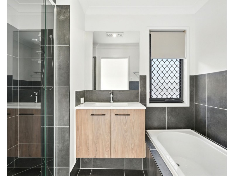 30 McArthur Street, Logan Reserve QLD 4133