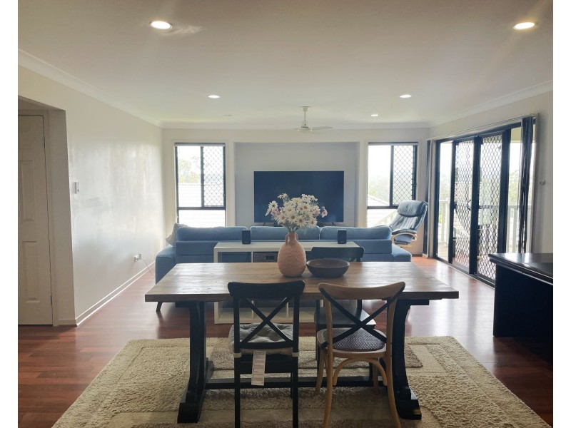 5 Oliver Drive, Redbank Plains QLD 4301