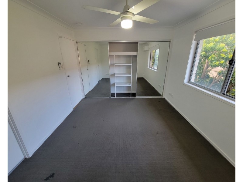 4/45-47 Defiance Rd, Woodridge QLD 4114