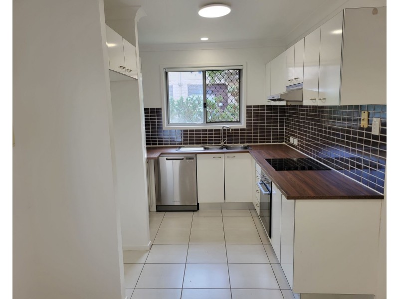 4/45-47 Defiance Rd, Woodridge QLD 4114