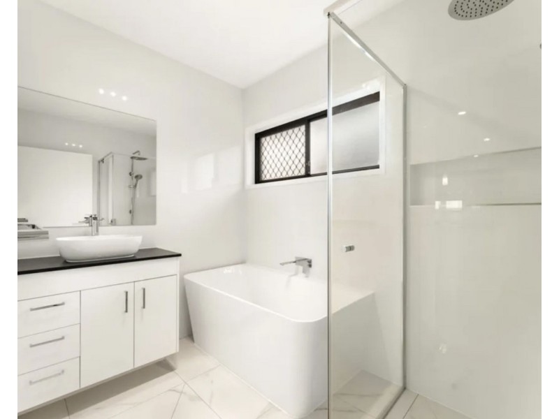 68 Jim Davidson Boulevard, Belivah QLD 4207