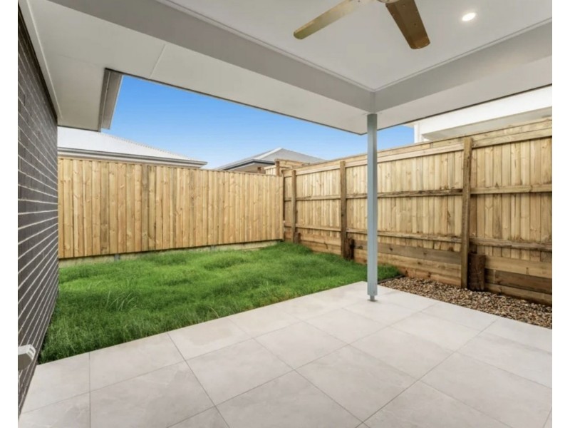 68 Jim Davidson Boulevard, Belivah QLD 4207