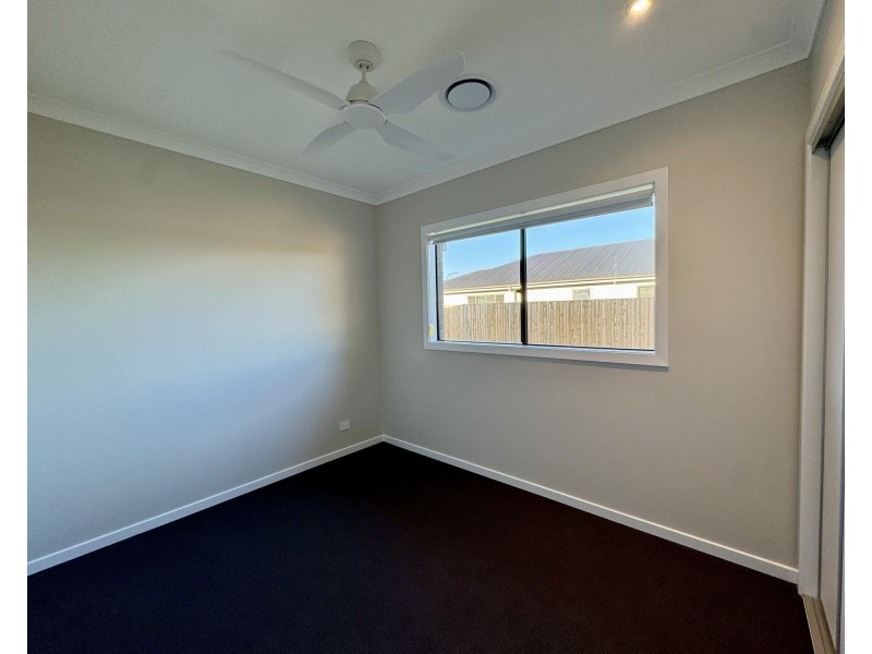 56 Boomi Avenue, South Maclean QLD 4280