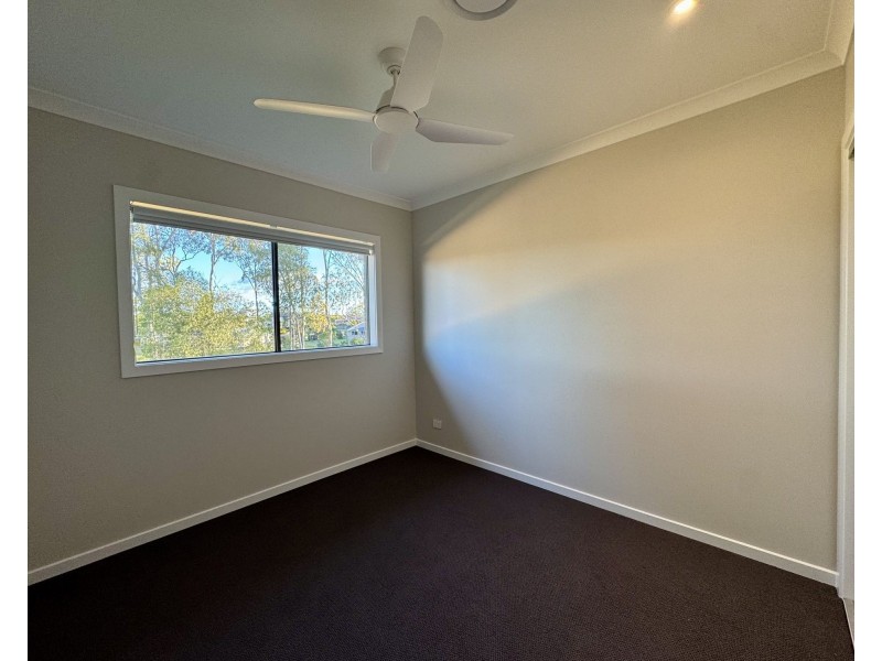 56 Boomi Avenue, South Maclean QLD 4280