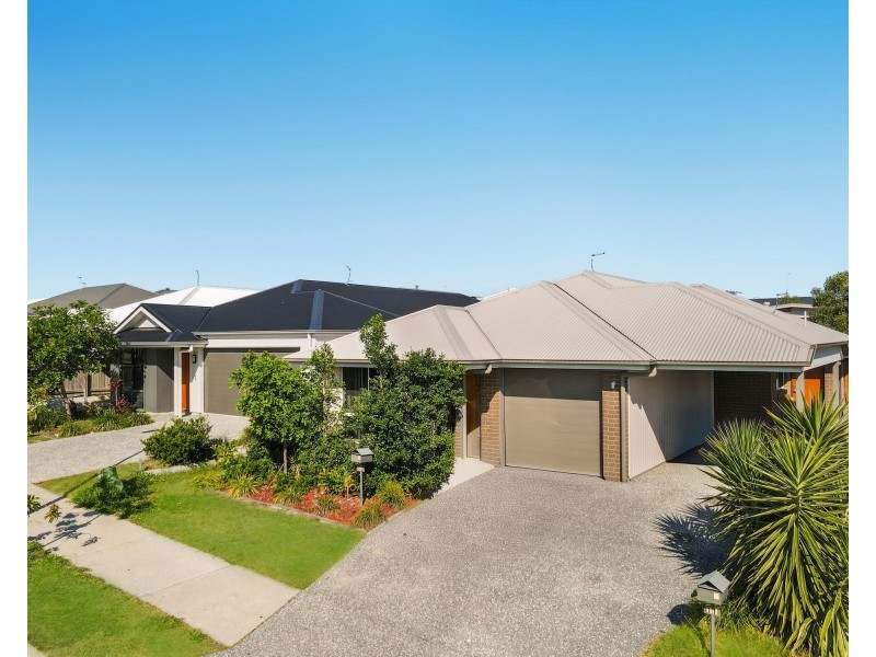 11 Sheepdog Road, Park Ridge QLD 4125