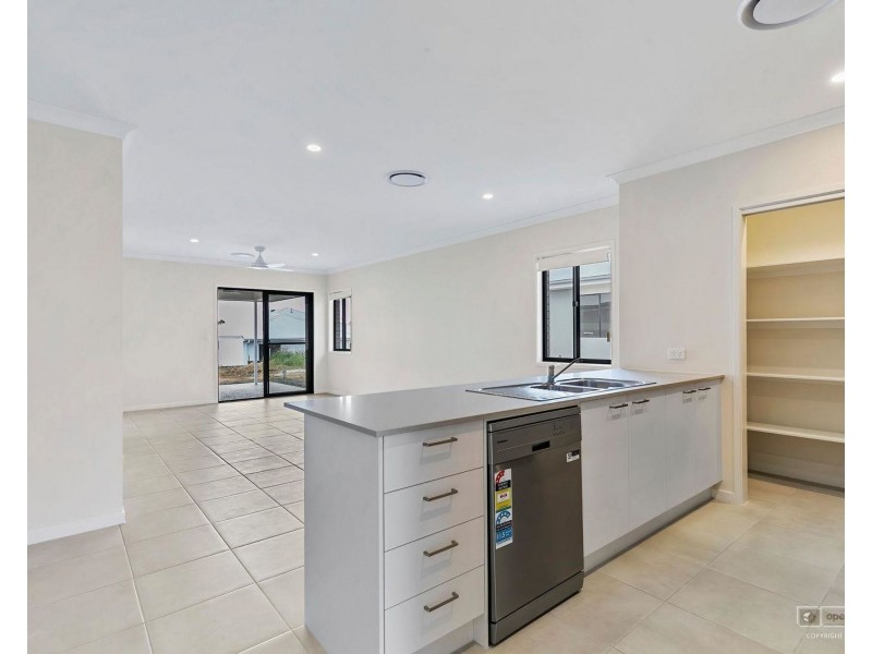 16 Freshwater Street, Morayfield QLD 4506
