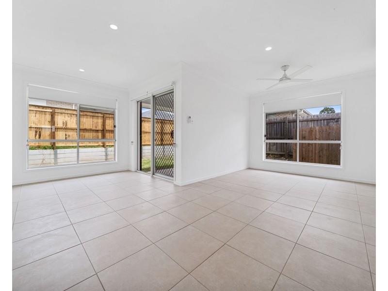 16 Mason Close, Redbank Plains QLD 4301