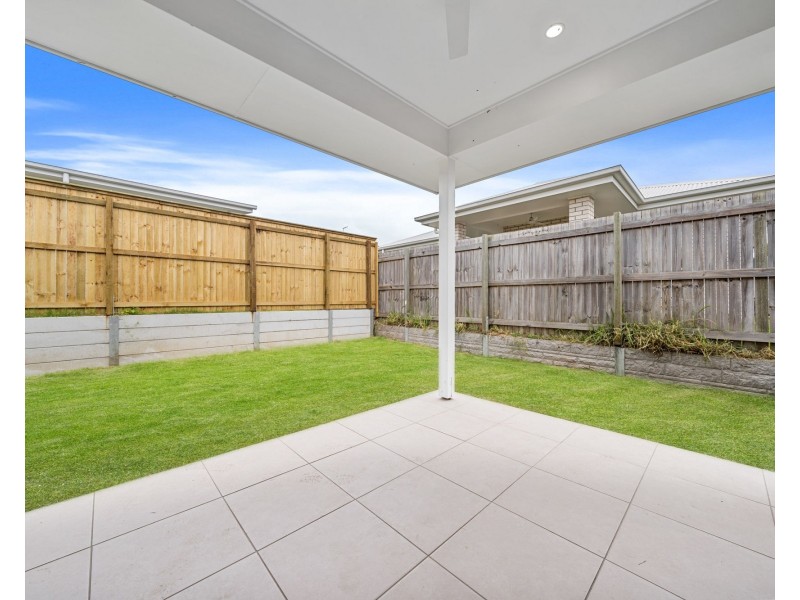 16 Mason Close, Redbank Plains QLD 4301