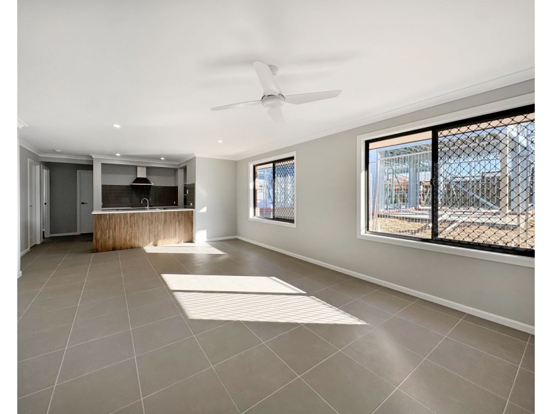 19 Frontier Drive, Ripley QLD 4306
