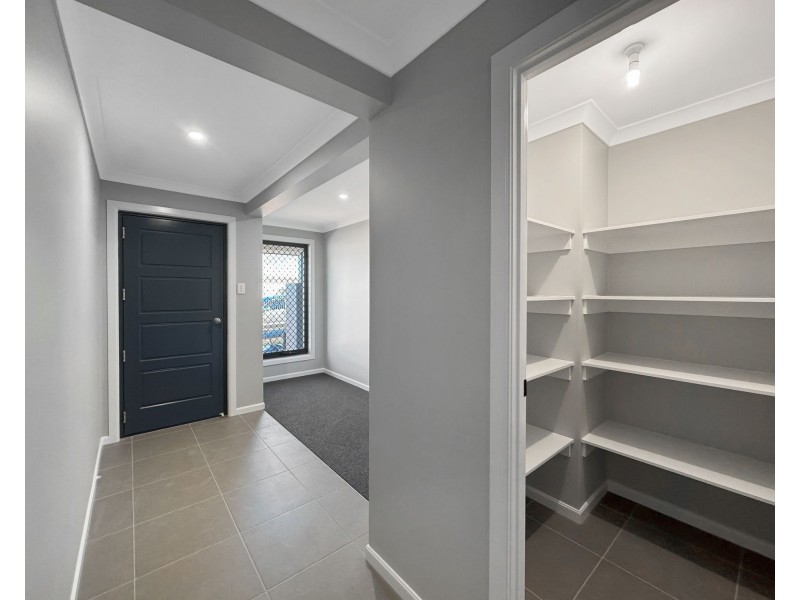 19 Frontier Drive, Ripley QLD 4306