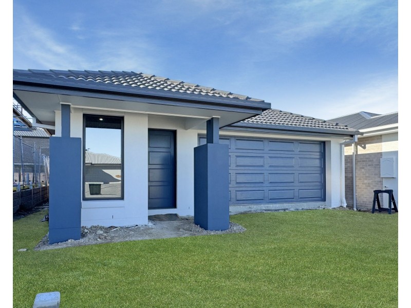 19 Frontier Drive, Ripley QLD 4306
