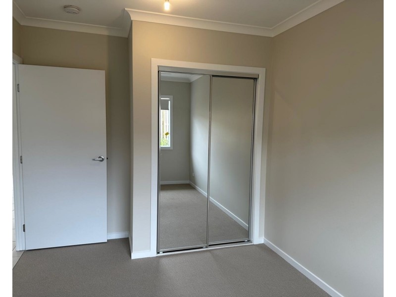 4 Tivoli Ave, Greenbank QLD 4124