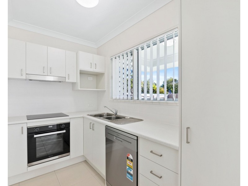 2/13a First Avenue, Marsden QLD 4132