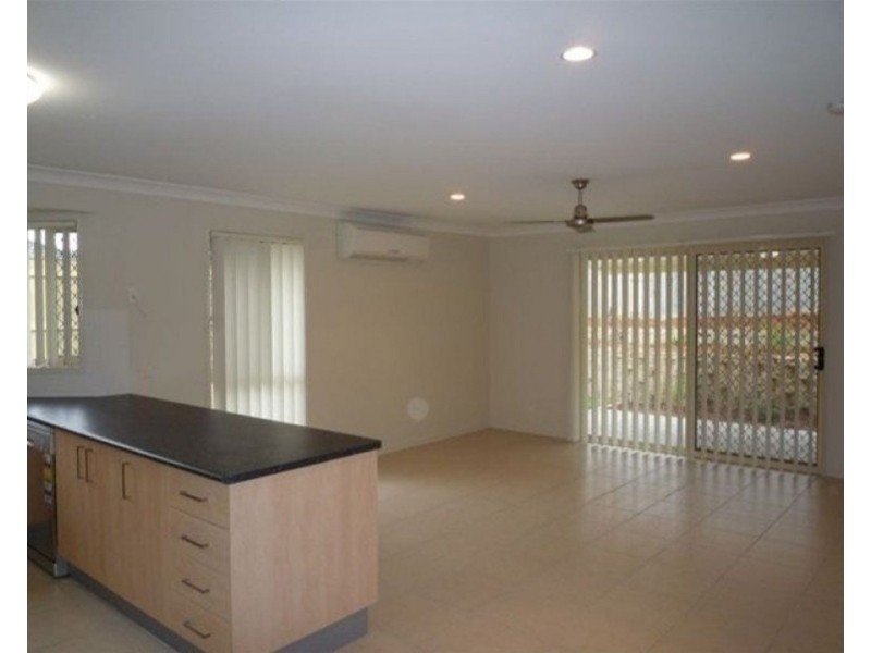 4 Alvine Drive, Eagleby QLD 4207